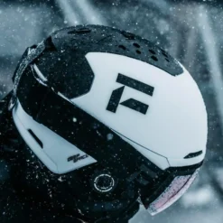 Casco Flaxta Deep Space Mips Black White