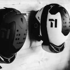 Casco Flaxta Deep Space Mips Black