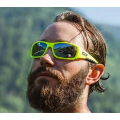 Occhiali da sole AZR Nouméa Jaune Fluo Gris Miroir Polarized