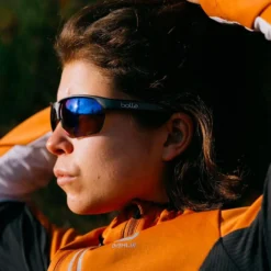 Occhiali da sole Bollé Victus Titanium Matte Volt+ Ultraviolet Polarized