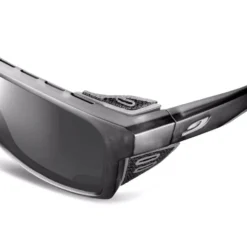 Occhiali da sole Julbo Shield Translucide Mat Noir Bleu Reactiv High Contrast 0-4