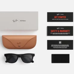 Occhiali da sole Ray Ban Meta Wayfarer Gen 2 Matte Black Transitions Grey Translucide