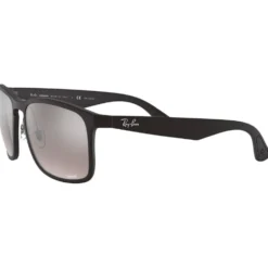 Occhiali da sole Ray Ban RB4264 Matte Black Chromance Silver Polar