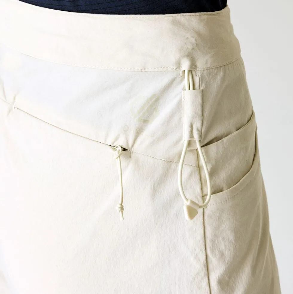 Pantaloncini da trekking DARE2B Melodic III Short Almond Milk