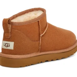 Pantofole UGG M Classic Ultra Mini Chestnut