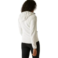 Pile Regatta Endra Stone White