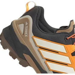 Scarpe da Fast Hiking adidas Terrex Skychaser Gore-Tex Carbon Owhite Puta