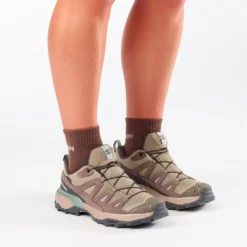 Scarpe da Fast Hiking Salomon X Ultra 360 Ltr Gore-Tex W Desert Tan Iron Green Milieu