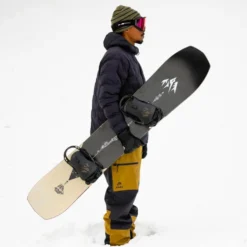 Tavola snowboard Jones Flagship Pro