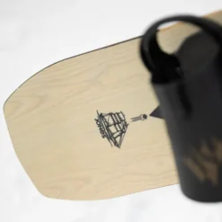 Tavola snowboard Jones Flagship Pro