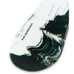 Tavola snowboard Ride Saturday